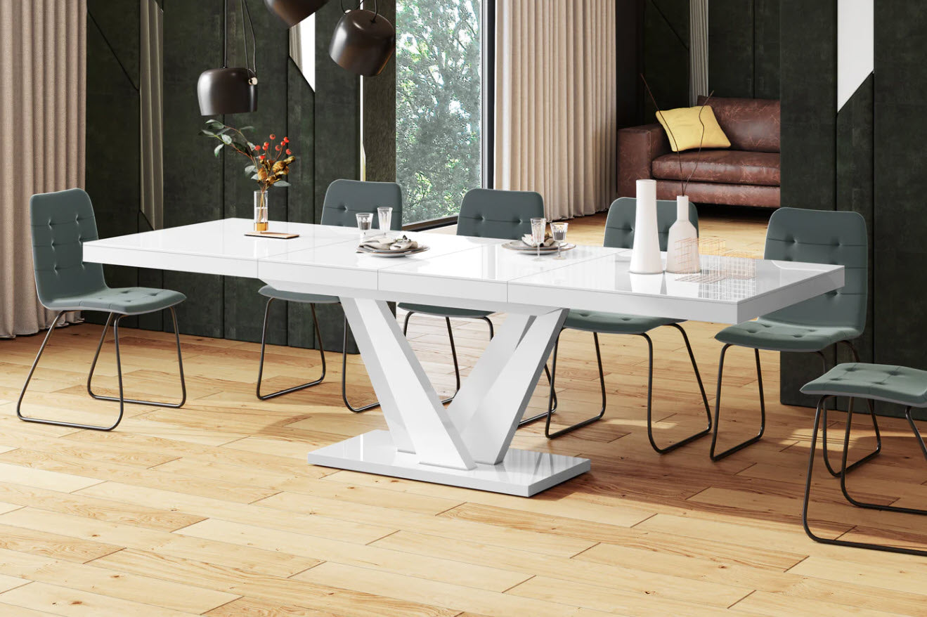Extendable Dining Tables:  The perfect solution for smaller spaces or hosting holiday dinner parties