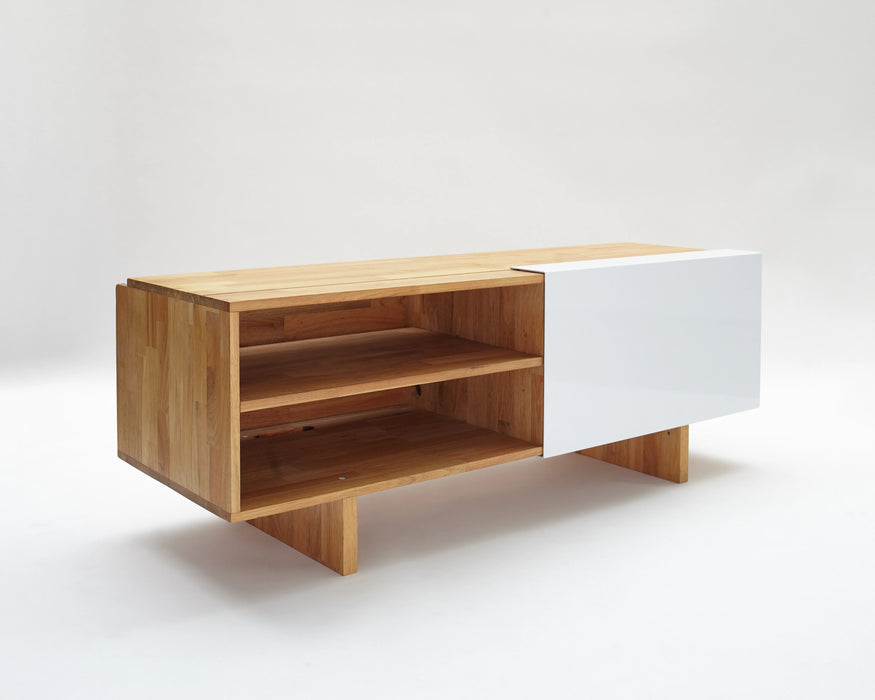 Entertainment Shelf | English Walnut | LAXseries