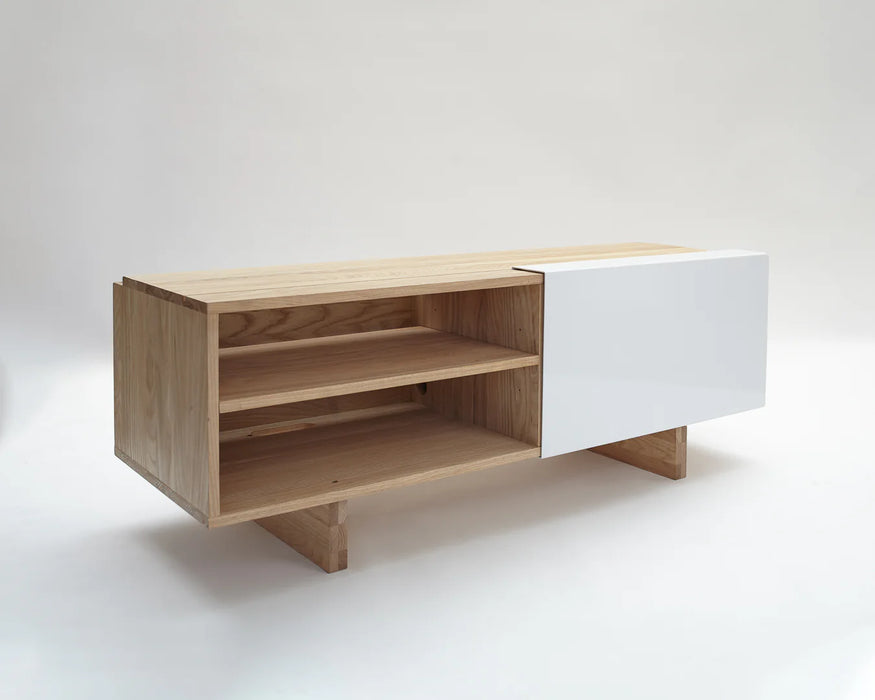 Entertainment Shelf | English Walnut | LAXseries