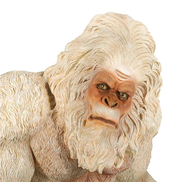 Design Toscano The Abominable Snowman Life-Size Yeti Statue NE5110119