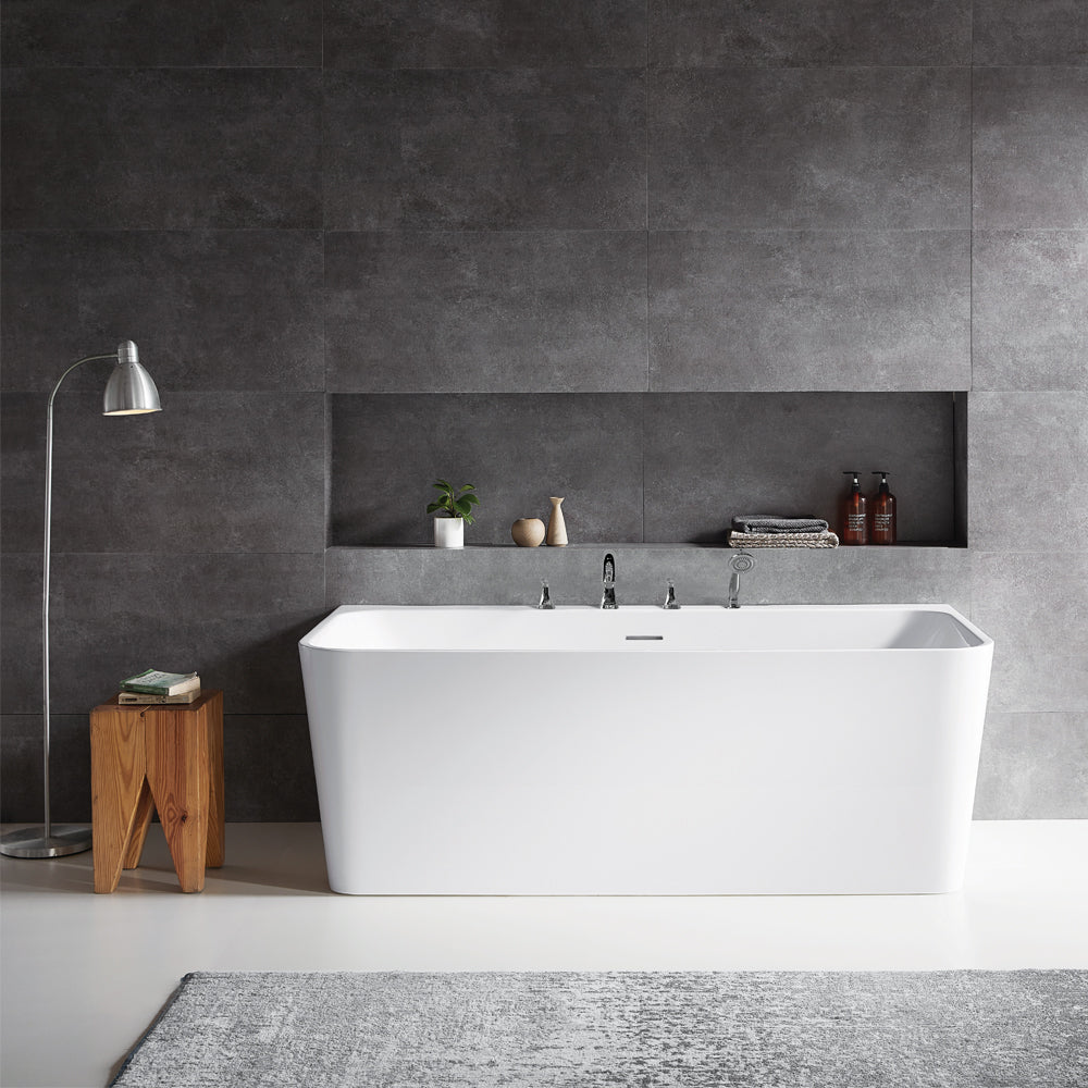 images Vinnova Dashiel 67" x 31.5" Soaking Bathtub 253067-BAT-WH - Image 1